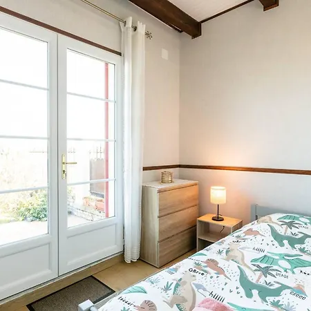بيت للعطل Maison De Charme, Animaux Ok - 5 Pers. - Fr-1-828-17 *